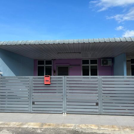 Free Wifi Adman Homestay Alor Setar Kampong Selarong Batang Ngoại thất bức ảnh